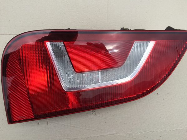 Stop stanga VW Up 1S0945095D 1S0 945 095 D - Dezmembrari Auto