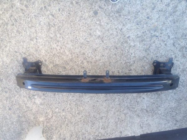 Armatura bara fata VW Passat CC 2009 2010 2011 - Dezmembrari Auto