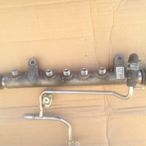 Rampa injectoare VW Passat B6 2.0 CBA 03L089C - Dezmembrari Auto
