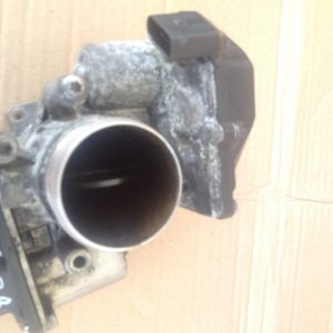 Clapeta acceleratie VW Passat B6 03L128063D 03L 128 063 B - Dezmembrari Auto