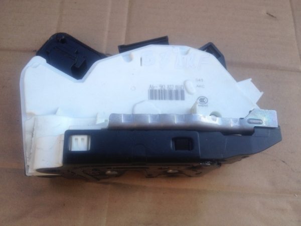 Broasca dreapta fata VW Golf 7 5K1837016D - Dezmembrari Auto