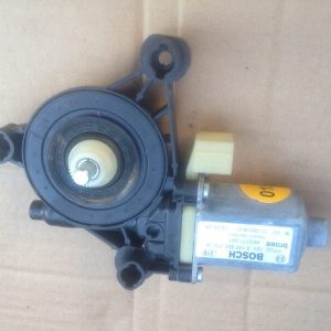 Motoras macara dreapta fata VW Golf 7 5Q4959802B - Dezmembrari Auto