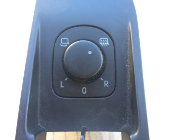 Buton reglaj oglinzi cu rabatare VW Passat CC 1K0959565J - Dezmembrari Auto