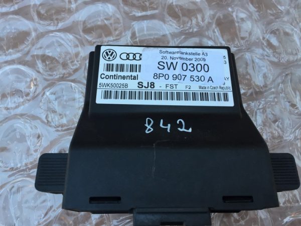 Modul can gateway Audi A3 8P din 2011 8P0907530A 8P0 907 530 A - Dezmembrari Auto