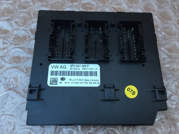 Calculator BCM Audi A3 8P facelift din 2011 8P0907063F 8P0 907 063 F - Dezmembrari Auto
