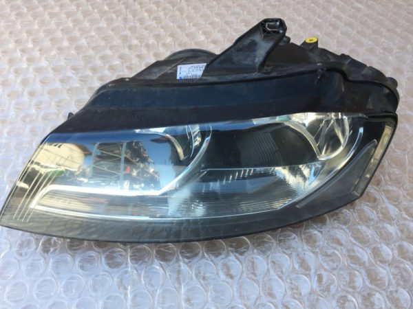 Far stanga Audi A3 facelift din 2011 8P0941003 8P0 941 003 - Dezmembrari Auto