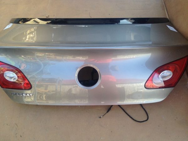 Capota portbagaj VW Passat CC 2008-2011 - Dezmembrari Auto