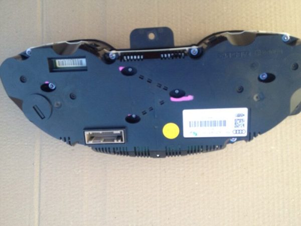 Ceasuri bord color Audi A4 B8 facelift 1.8 TFSI 8K0920931B 8K0 920 931 B - Dezmembrari Auto - imagine 3