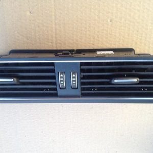 Grila ventilatie centrala Audi A4 B8 2013 facelift 8T1820951E - Dezmembrari Auto