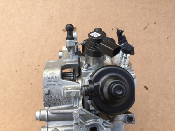 Pompa inalta / injectie VW Arteon 2.0 tdi biturbo CUAA 240 cp 03N130755A 03N 130 755 A - Dezmembrari Auto