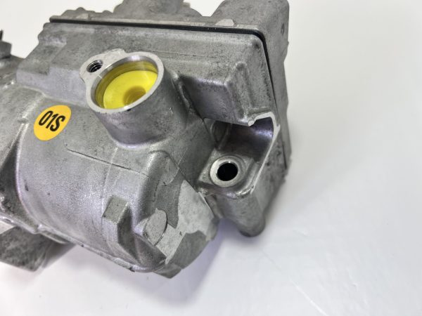 Compresor clima AC Audi A6 A7 Q5 HYBRID 8R0260797C 8R0 260 797 C 8R0260797D 8R0 260 797 D - Dezmembrari Auto - imagine 2