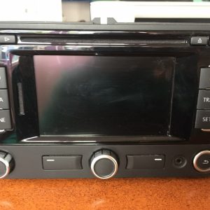 Navigatie RNS 315 VW Passat B7 3C8035279B 3C8 035 279 B - Dezmembrari Auto