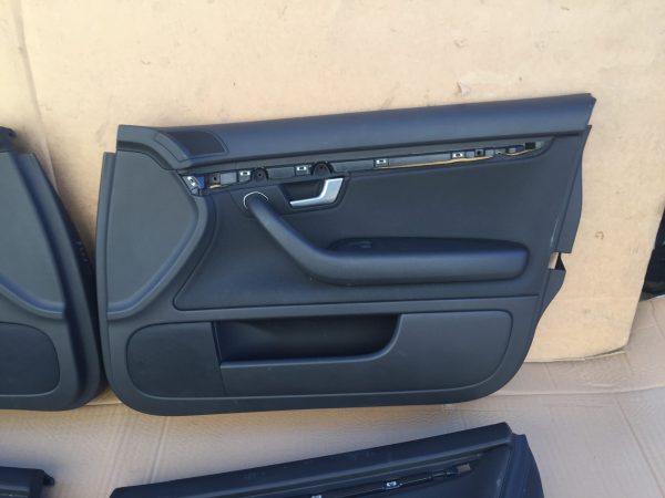Set fete usi Audi A4 B7 2007 combi - Dezmembrari Auto - imagine 5