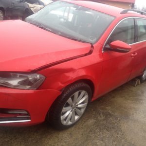Dezmembrari VW Passat B7 2013 combi 2.0 tdi - Dezmembrari Auto