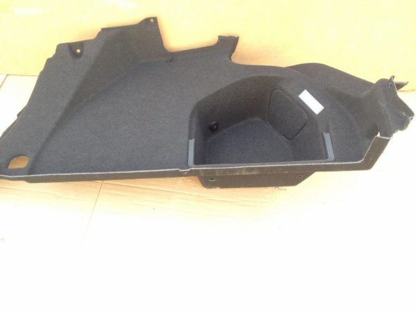 Mocheta portbagaj lateral dreapta VW Passat CC 3C8867428H - Dezmembrari Auto