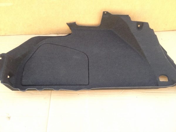 Mocheta portbagaj laterala stanga VW Passat CC 3C8867427G - Dezmembrari Auto