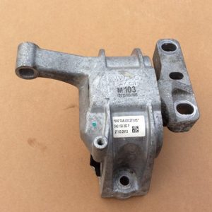 Tampon motor VW Sharan 1.4 tsi 5N0199262P 5N0 199 262 P - Dezmembrari Auto