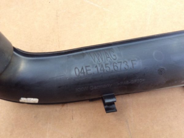 Tubulatura intercooler VW Sharan 1.4 tsi 04E145673F - Dezmembrari Auto - imagine 2