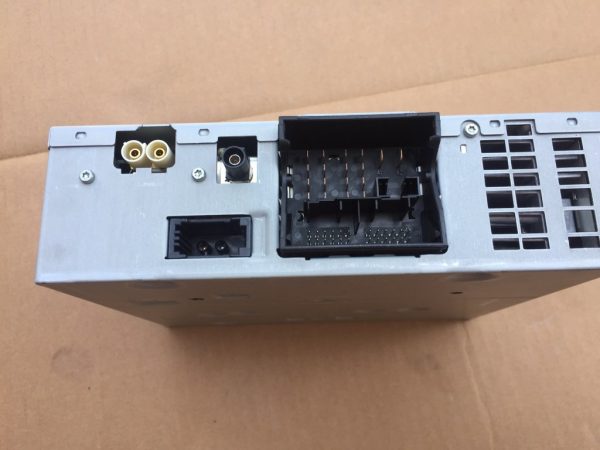 Unitate radio / radio unit 4G0035061 4G0 035 061 Audi A4 A5 Q5 A6 A7 - Dezmembrari Auto