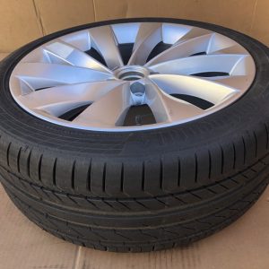 Janta Interlagos cu anvelopa VW Passat CC Scirocco 3C8601025AB 3C8 601 025 AB - Dezmembrari Auto