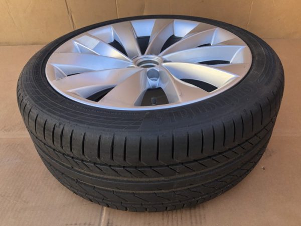 Janta Interlagos cu anvelopa VW Passat CC Scirocco 3C8601025AB 3C8 601 025 AB - Dezmembrari Auto