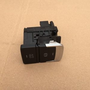 5G0927225D 5G0 927 225 D Buton start stop auto hold VW Golf 7 1.4 tsi CUK GTE - Dezmembrari Auto