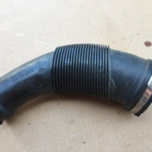 Tubulatura aer Audi A5 3.0 tdi 059129629A - Dezmembrari Auto