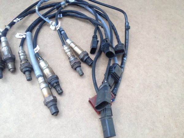 Sonda lambda VAG 03L906262A - Dezmembrari Auto