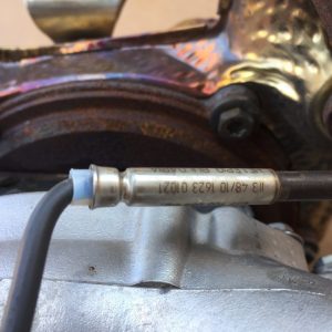 Senzor temperatura Audi A5 3.0 tdi 059906088BJ - Dezmembrari Auto