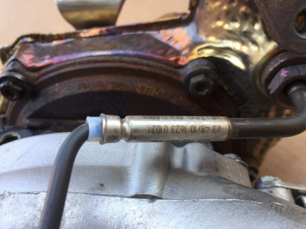 Senzor temperatura Audi A5 3.0 tdi 059906088BJ - Dezmembrari Auto