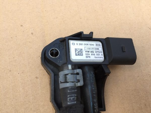 Senzor presiune DPF Audi A5 3.0 tdi 059906051A - Dezmembrari Auto
