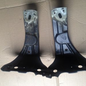 Suport aripa stanga fata VW Passat CC 3C8821141 - Dezmembrari Auto