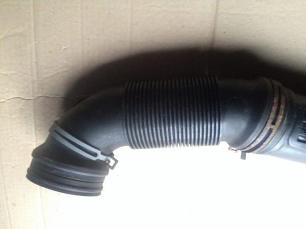 Furtun intercooler VW Passat CC 2.0 TSI 5N0129684B - Dezmembrari Auto