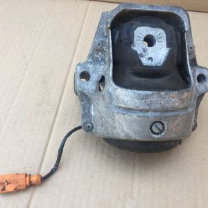 Tampon motor Audi A5 3.0 tdi 8K0199381 - Dezmembrari Auto