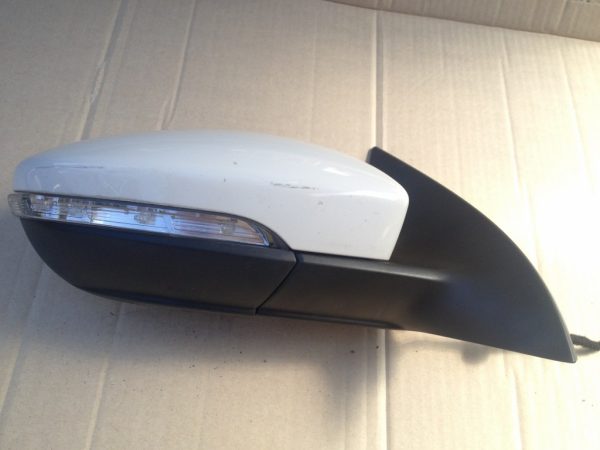 Oglinda dreapta cu rabatare electrica VW Passat CC - Dezmembrari Auto - imagine 2