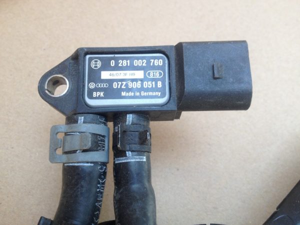 Senzor presiune gaze Audi A4 B8 2010 07Z906051B - Dezmembrari Auto