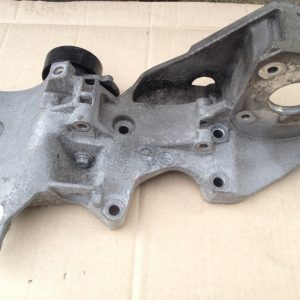 Suport accesorii VW Passat B7 2.0 tdi CFF 03L903143Q - Dezmembrari Auto