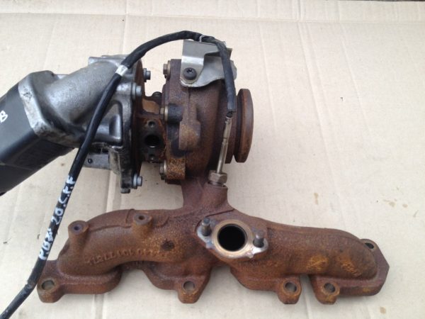 Turbosuflanta VW Passat B7 2.0 tdi 03L253056T - Dezmembrari Auto