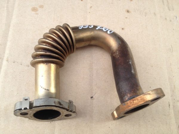 Conducta EGR VW Passat B7 03P131521B - Dezmembrari Auto