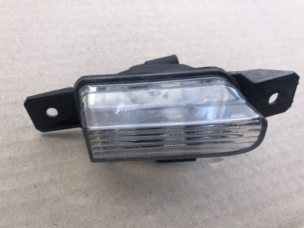 5N0941071A 5N0 941 071 A Lampa marsarier VW Tiguan stanga spate - Dezmembrari Auto