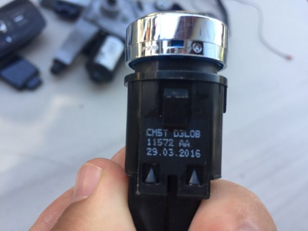 Buton start stop Ford Kuga II din 2016 - Dezmembrari Auto - imagine 2