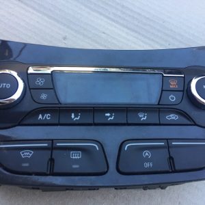 Climatronic Ford Kuga II DV4T-18C612-AE DV4T18C612AE - Dezmembrari Auto