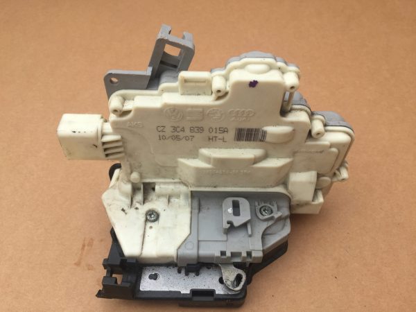 Broasca stanga spate VW Passat B6 2008 Variant 3C4839015A 3C4 839 015 A - Dezmembrari Auto