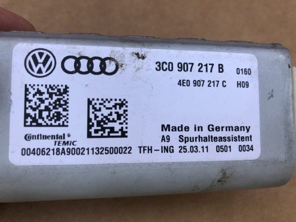3c0907217b 3c0 907 217 b camera lane assist VW Passat B7 CC din 2012 - Dezmembrari Auto - imagine 2
