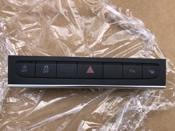 8P0927137AR 8P0 927 137 AR consola butoane Audi A3 8P facelift - Dezmembrari Auto