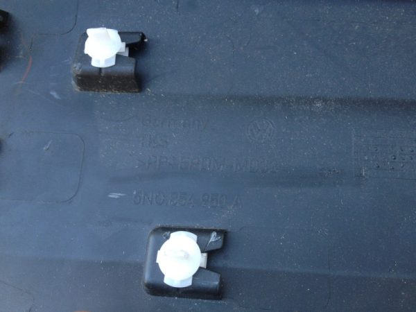 Bandou usa dreapta spate VW Tiguan 5N0854950A - Dezmembrari Auto - imagine 2