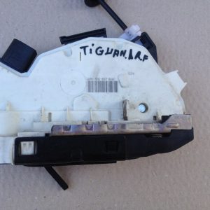 Broasca dreapta fata VW Tiguan 5N1837016C - Dezmembrari Auto