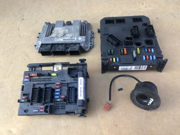 Kit pornire Peugeot 206 + plus 1.4 hdi 8HZ 9666579080 din 2009 - Dezmembrari Auto
