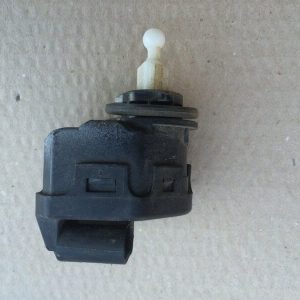Motoras reglare faruri VW Up! 8L0941295B 8L0 941 295 B - Dezmembrari Auto
