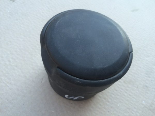 Scrumiera VW UP 2012  6R0858377 6R0 858 377 - Dezmembrari Auto - imagine 2